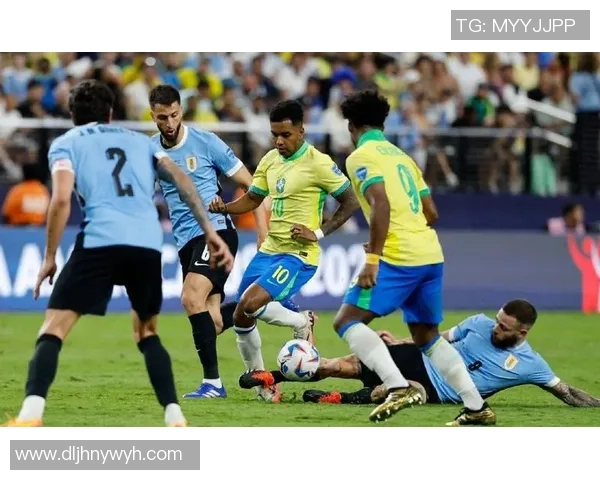 足球明星风采尽显图片集锦展现他们的荣耀与激情