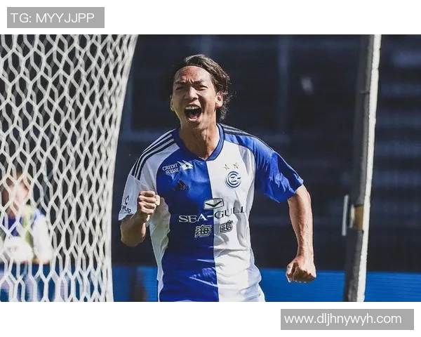 日本足球明星的魅力与风采如何展现其独特的竞技精神与个人魅力 日本足球明星的魅力与风采如何展现其独特的竞技精神与个人魅力