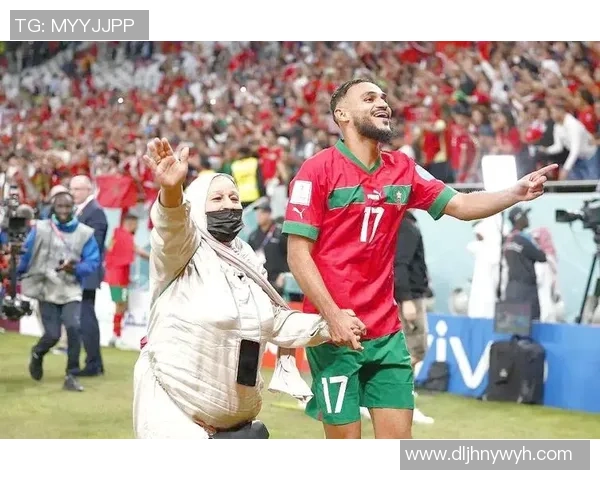 足球明星激情挥手庆祝瞬间视频集锦展现赛场荣耀与团队精神 足球明星激情挥手庆祝瞬间视频集锦展现赛场荣耀与团队精神